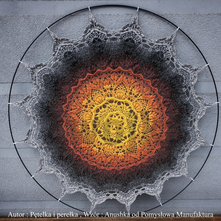 Autor : Pętelka i perełka , Wzór : Anushka od Pomysłowa Manufaktura