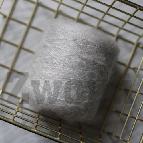 Moher Fluff / kość słoniowa / ~500m