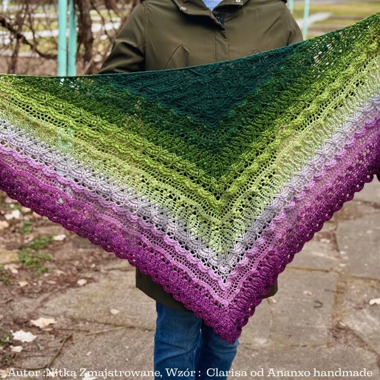 Autor :Nitką Zmajstrowane, Wzór :  Clarisa od Ananxo handmade