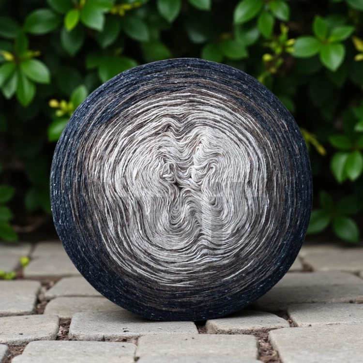 ZWOJEK Tweed Silk - Czarna Trufla/ 1500m